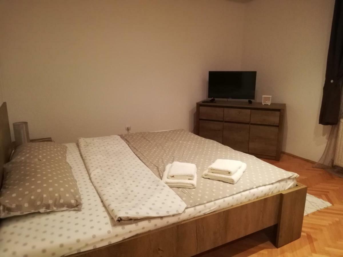 Horea 11 시기쇼아라 외부 사진